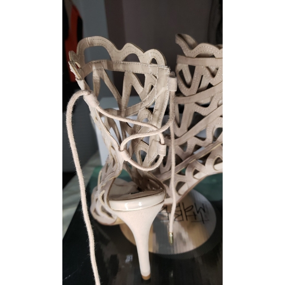 Shoes - Picture 2 of 2